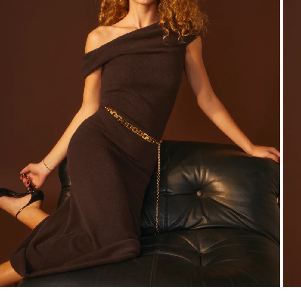 Like New Reformation Chocolate Off-Shoulder Dress - Picture 3 of 6
